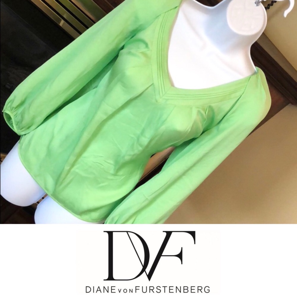 AUTHENTIC Diane Von Furstenberg green silk blouse!
